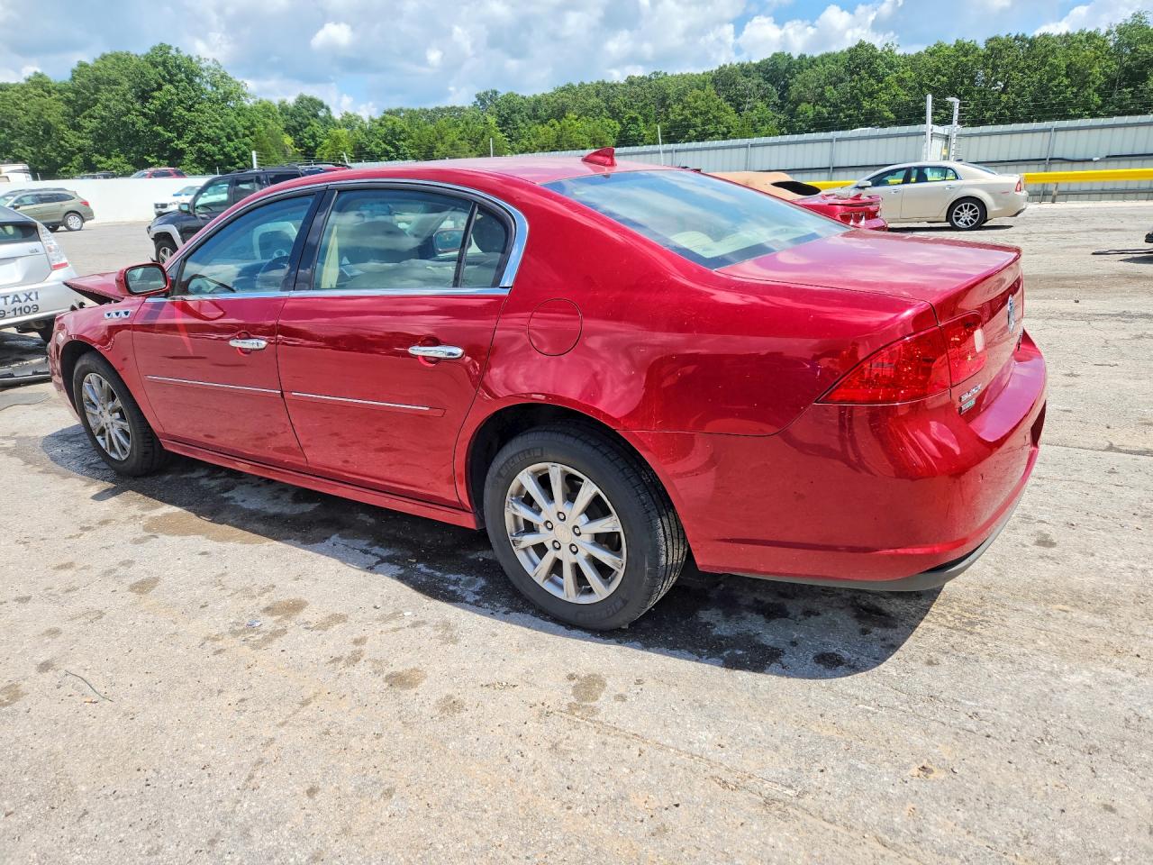 2010 BUICK LUCERNE