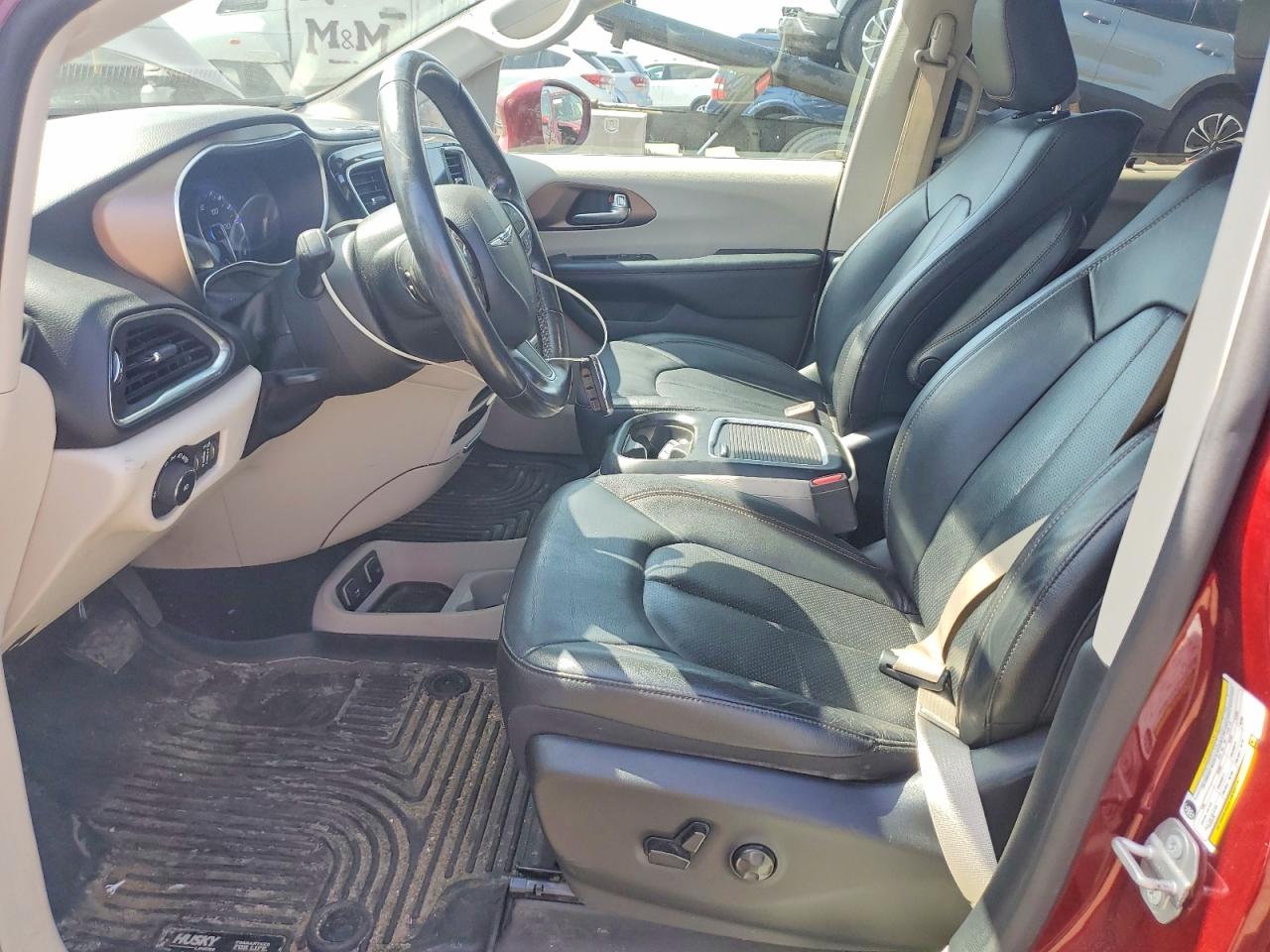 2019 CHRYSLER PACIFICA