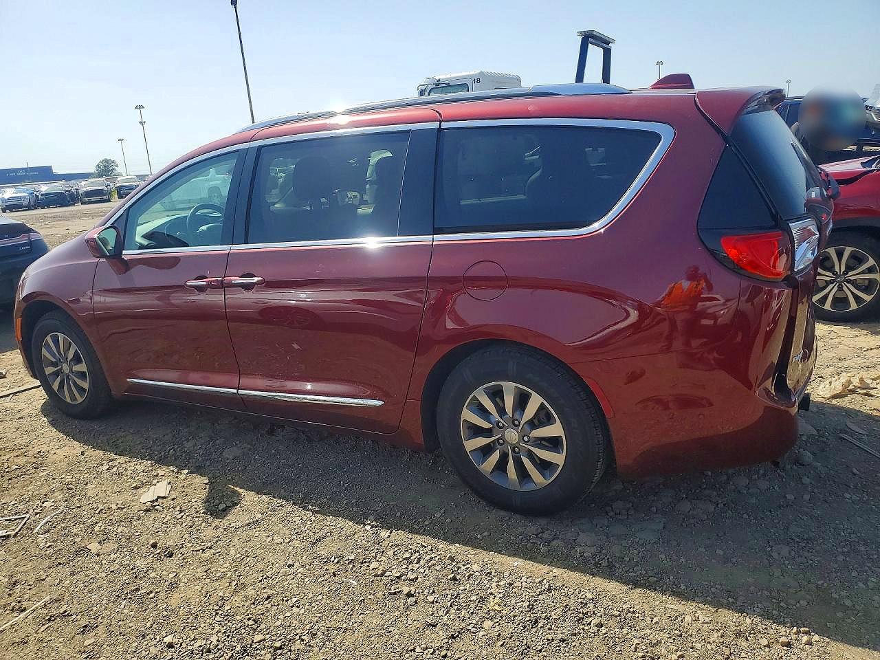2019 CHRYSLER PACIFICA