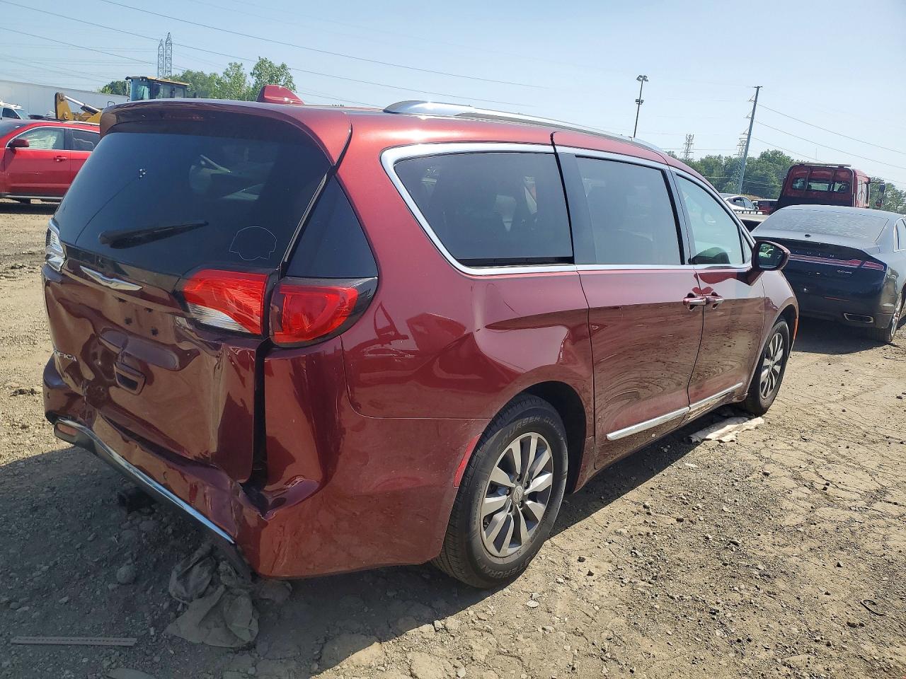 2019 CHRYSLER PACIFICA