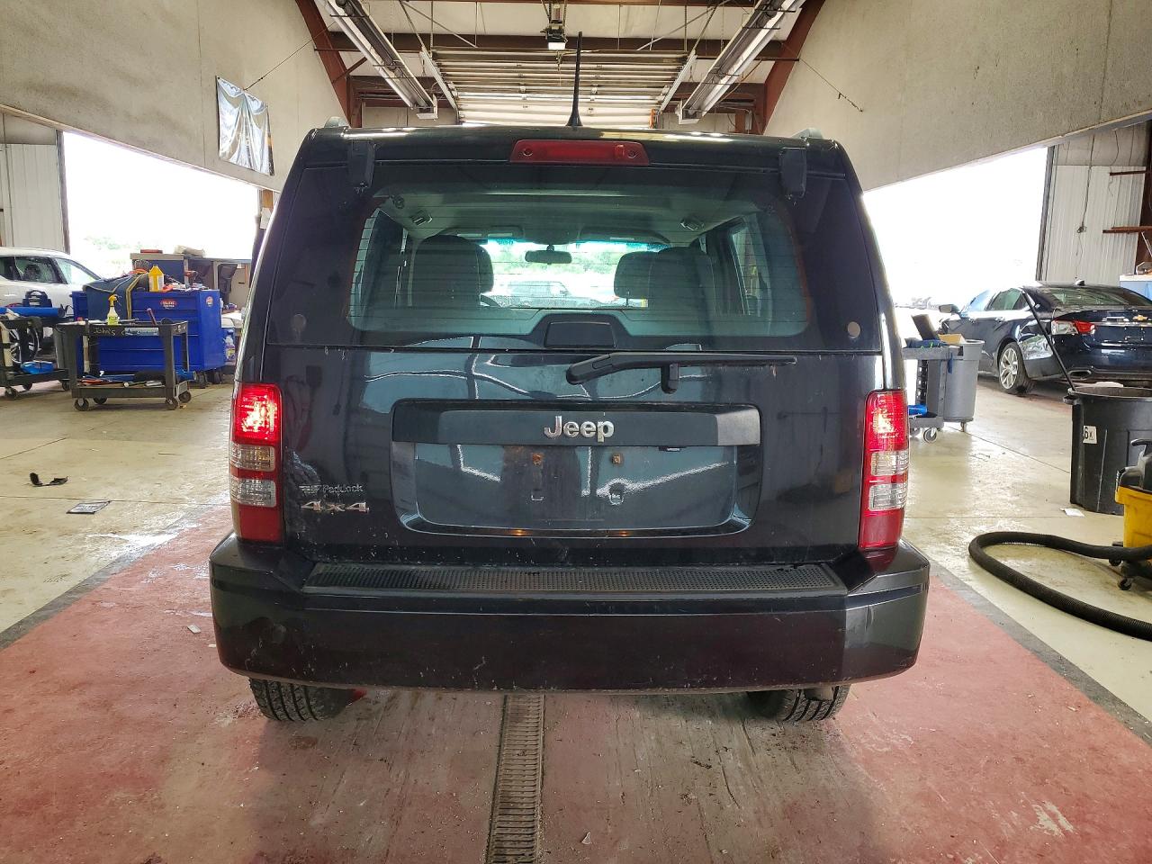 2012 JEEP LIBERTY