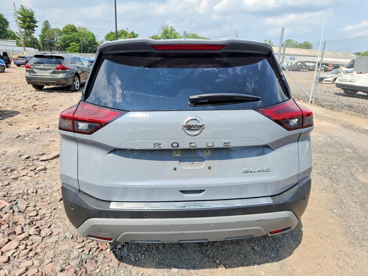 2021 NISSAN ROGUE