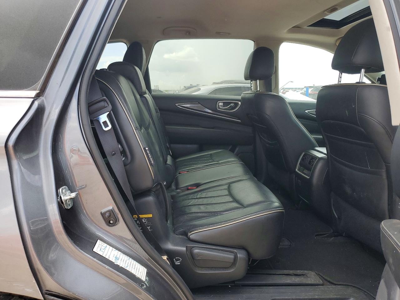2018 INFINITI QX60 BASE