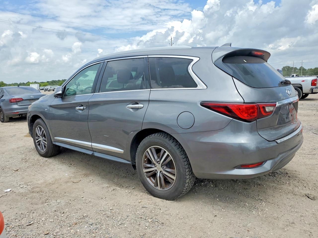 2018 INFINITI QX60 BASE