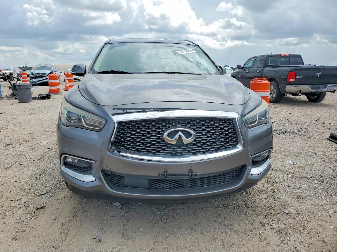 2018 INFINITI QX60 BASE