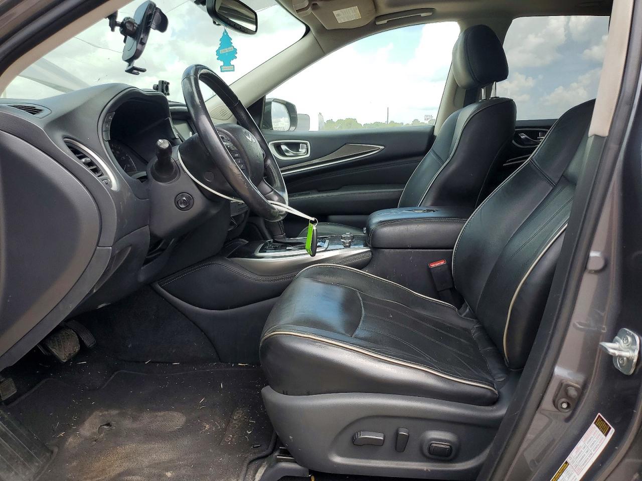 2018 INFINITI QX60 BASE