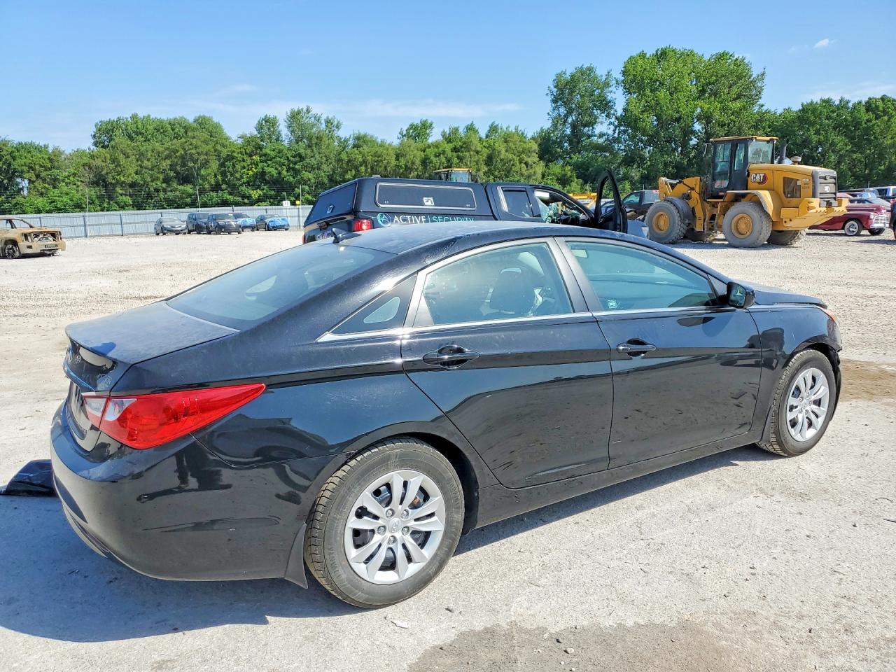 2011 HYUNDAI SONATA