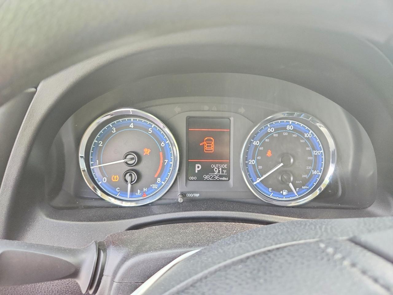 2018 TOYOTA COROLLA