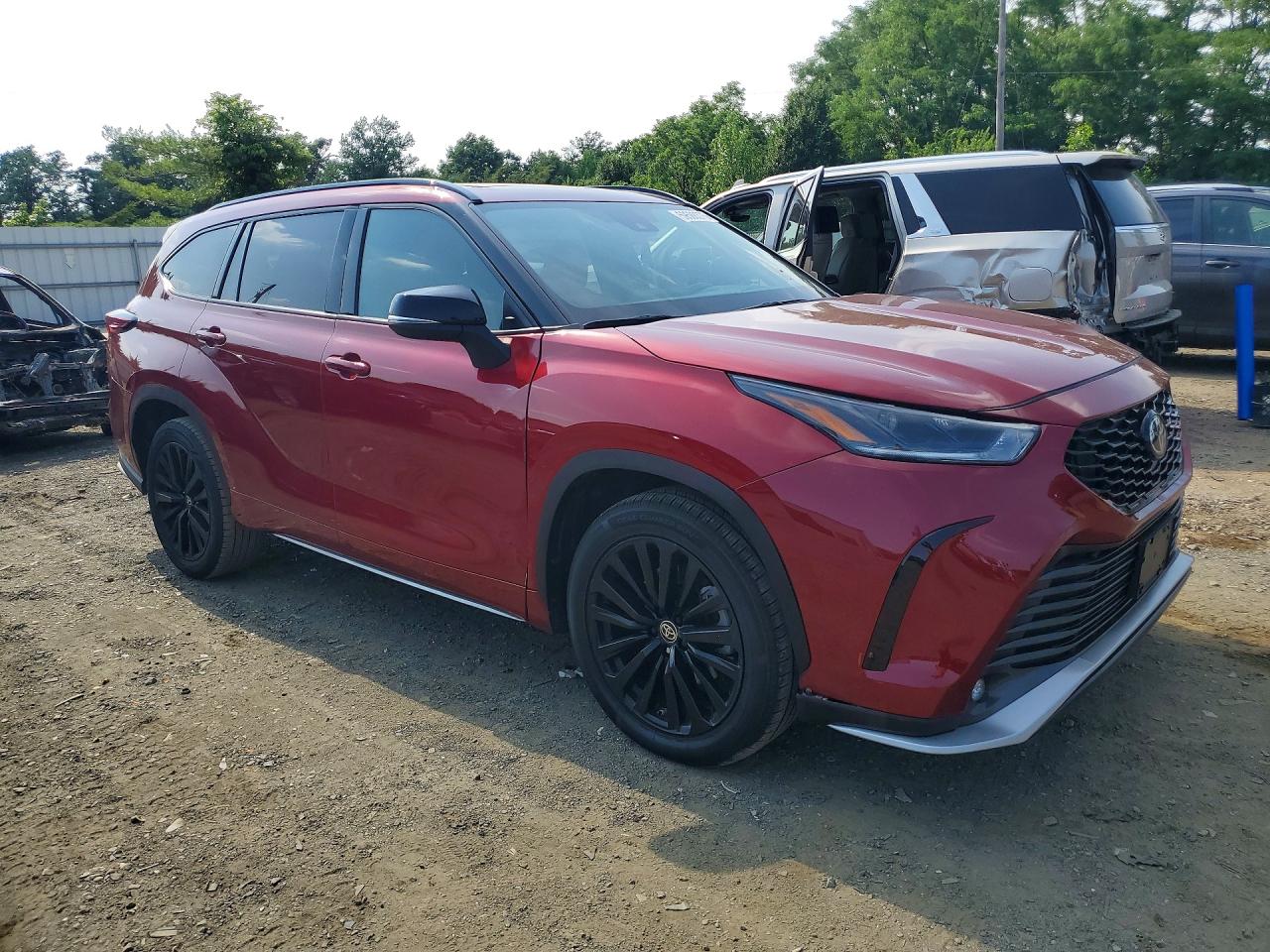 2024 TOYOTA HIGHLANDER