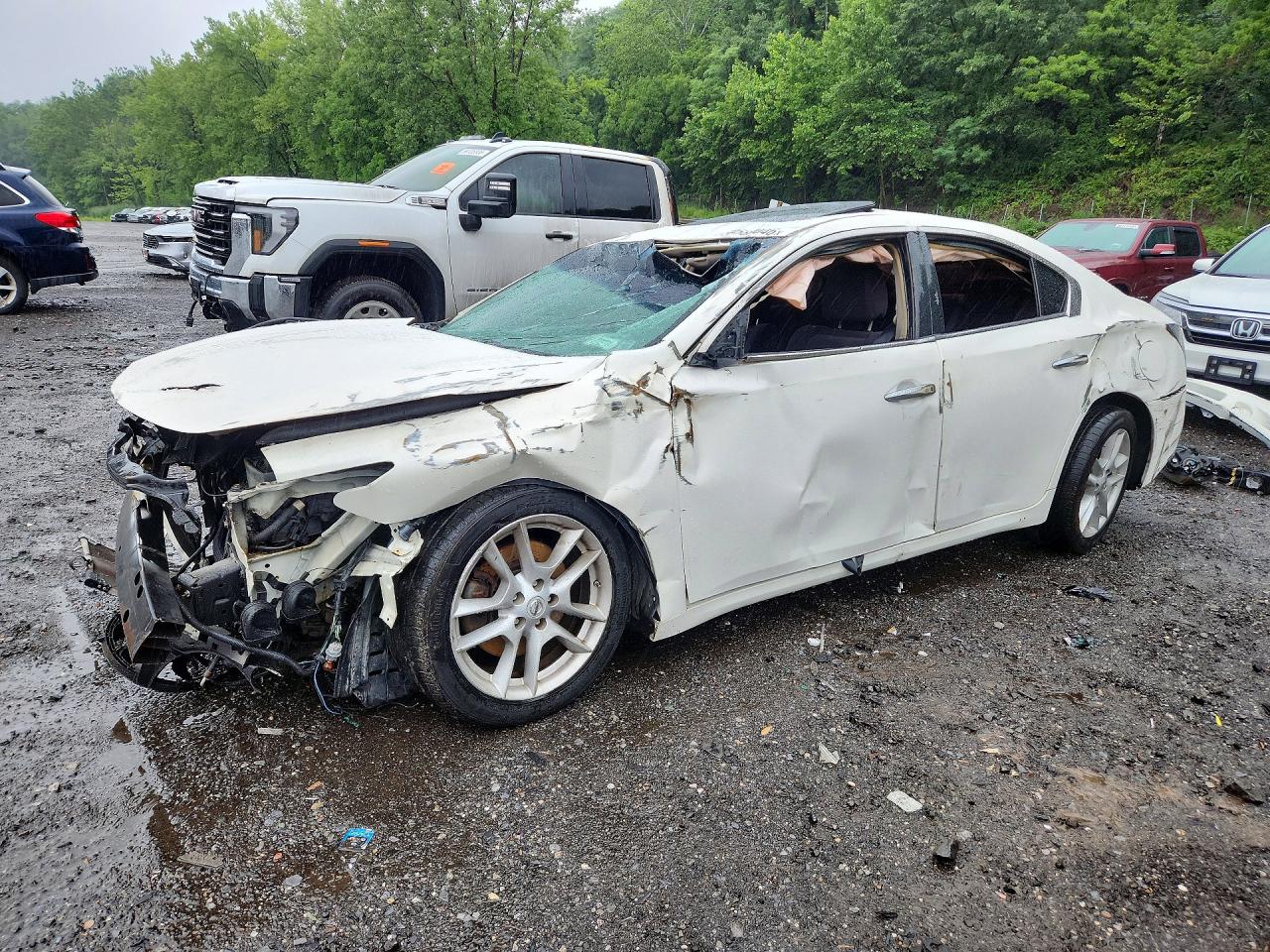 2014 NISSAN MAXIMA