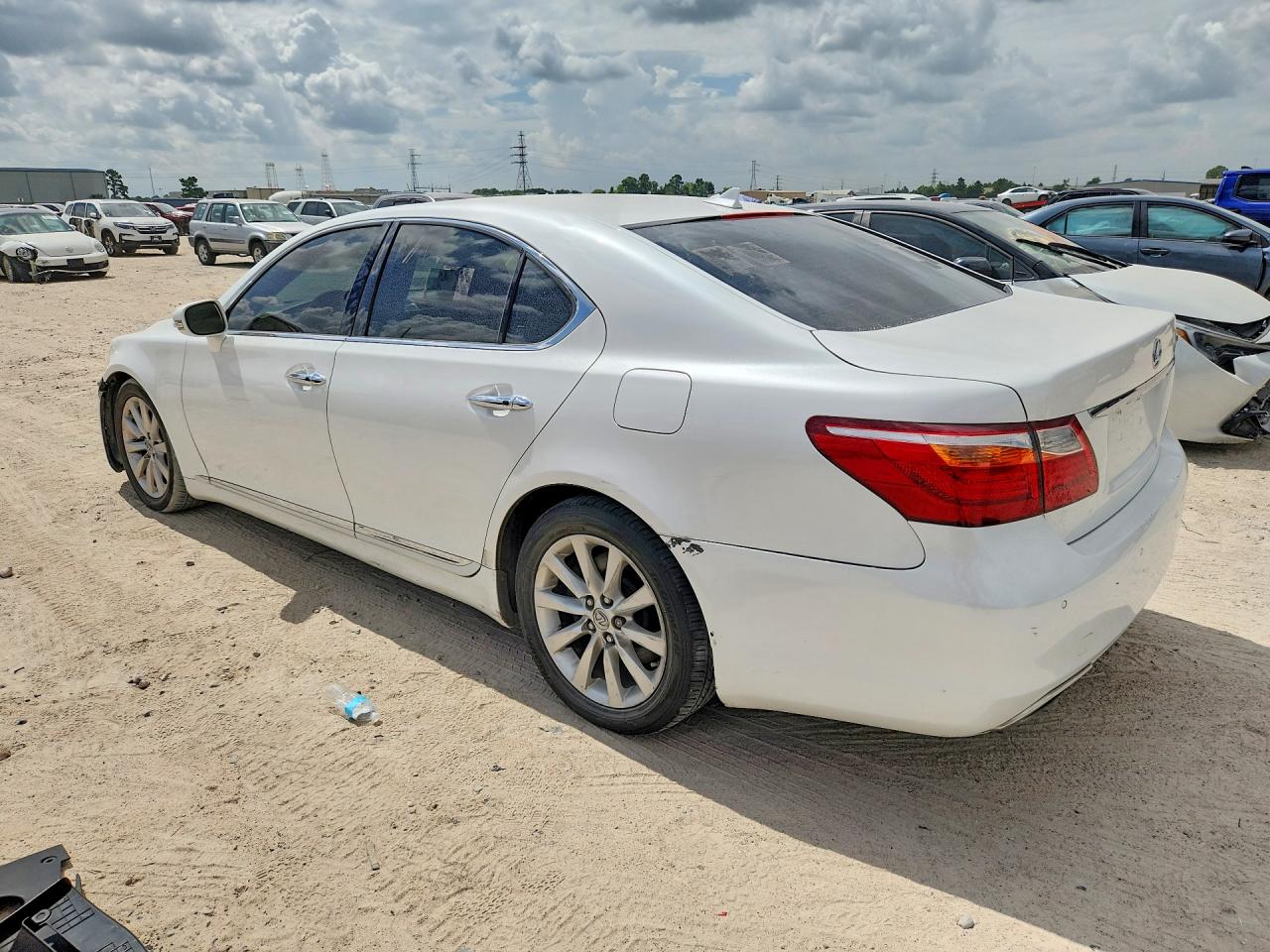 2012 LEXUS LS460