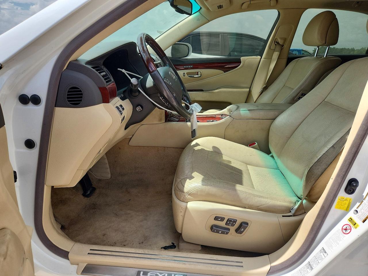 2012 LEXUS LS460
