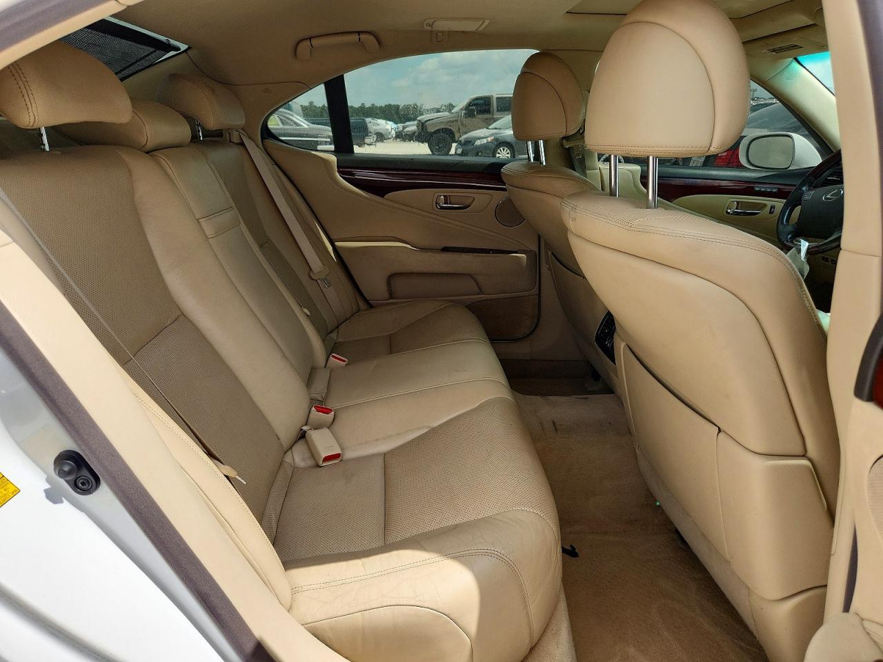 2012 LEXUS LS460