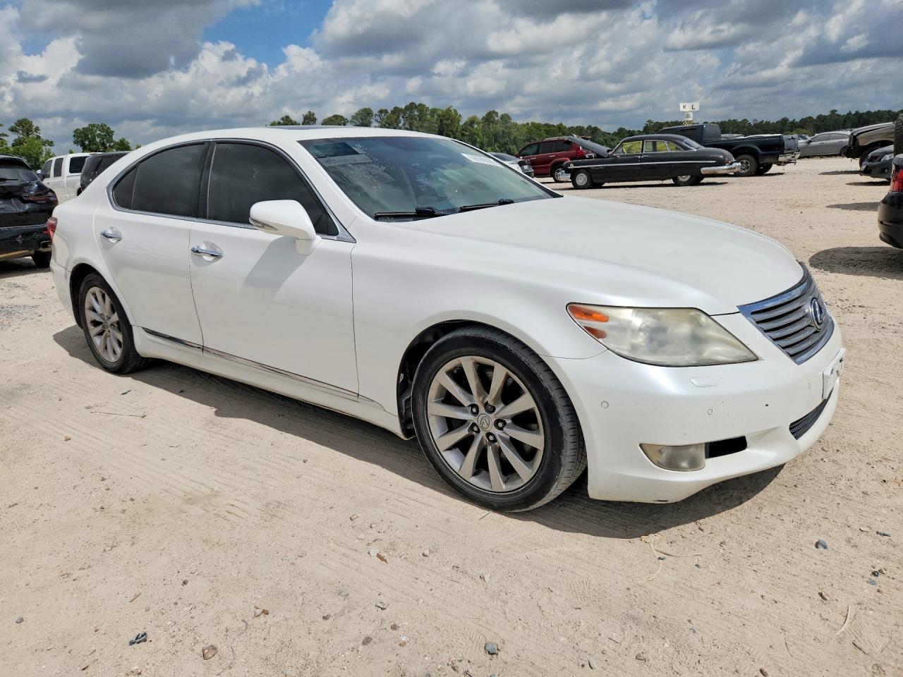 2012 LEXUS LS460