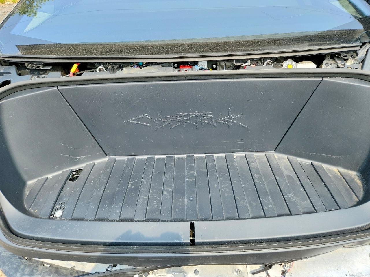 2026 TESLA CYBERTRUCK