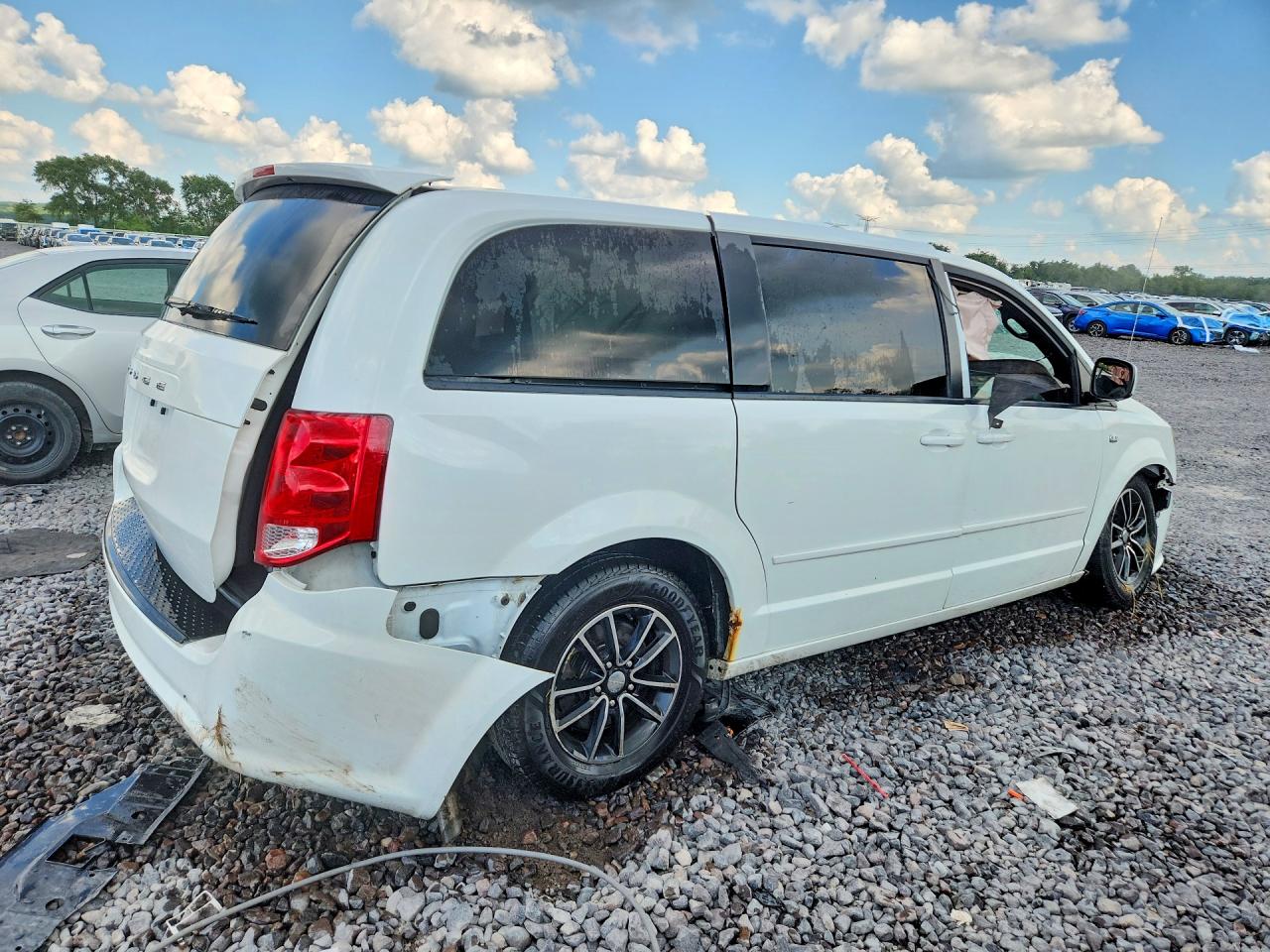 2014 DODGE CARAVAN