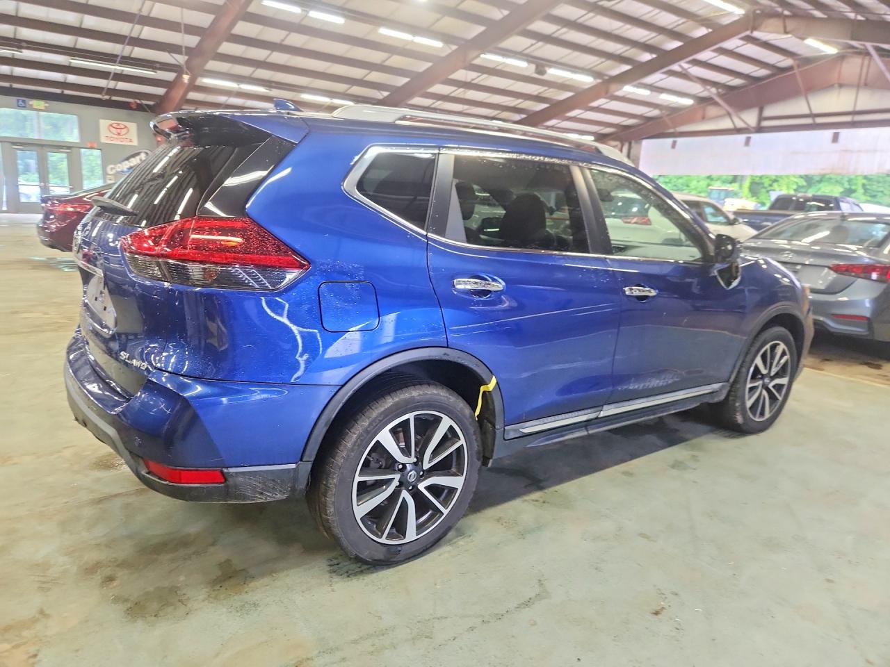 2019 NISSAN ROGUE