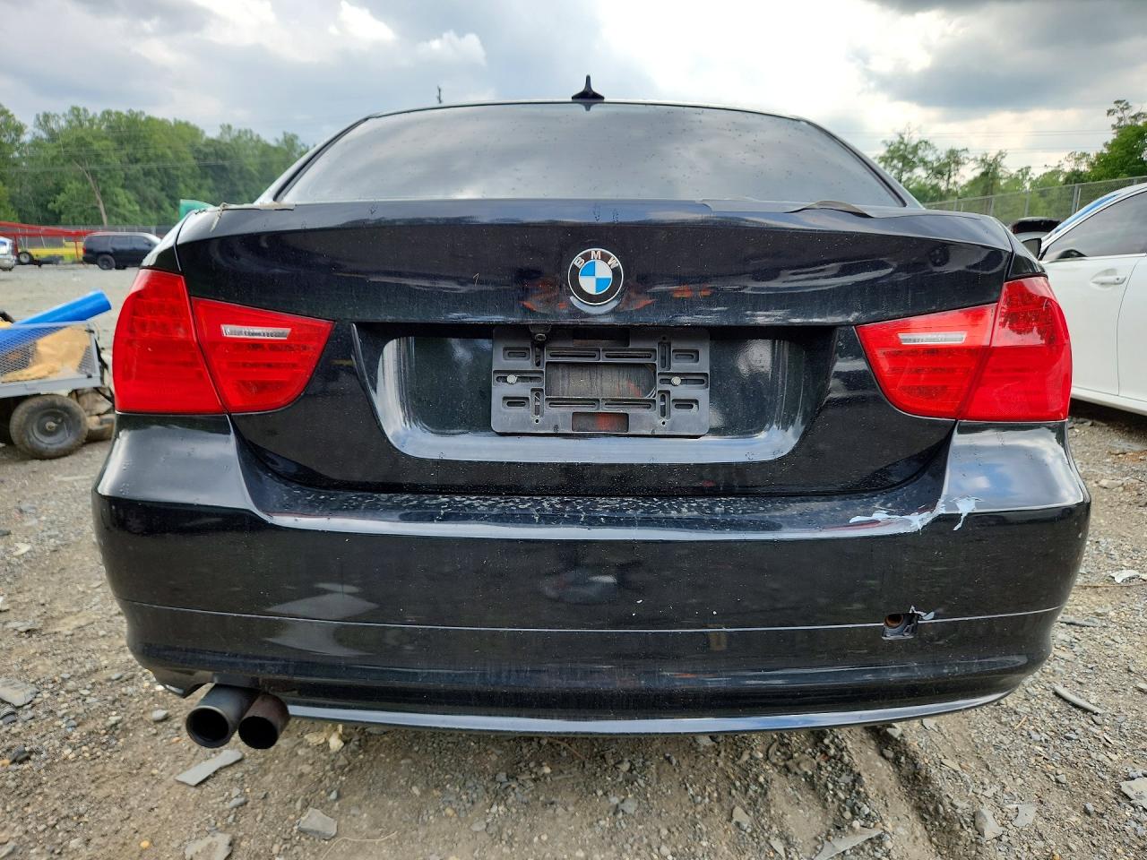 2011 BMW 3 SERIES