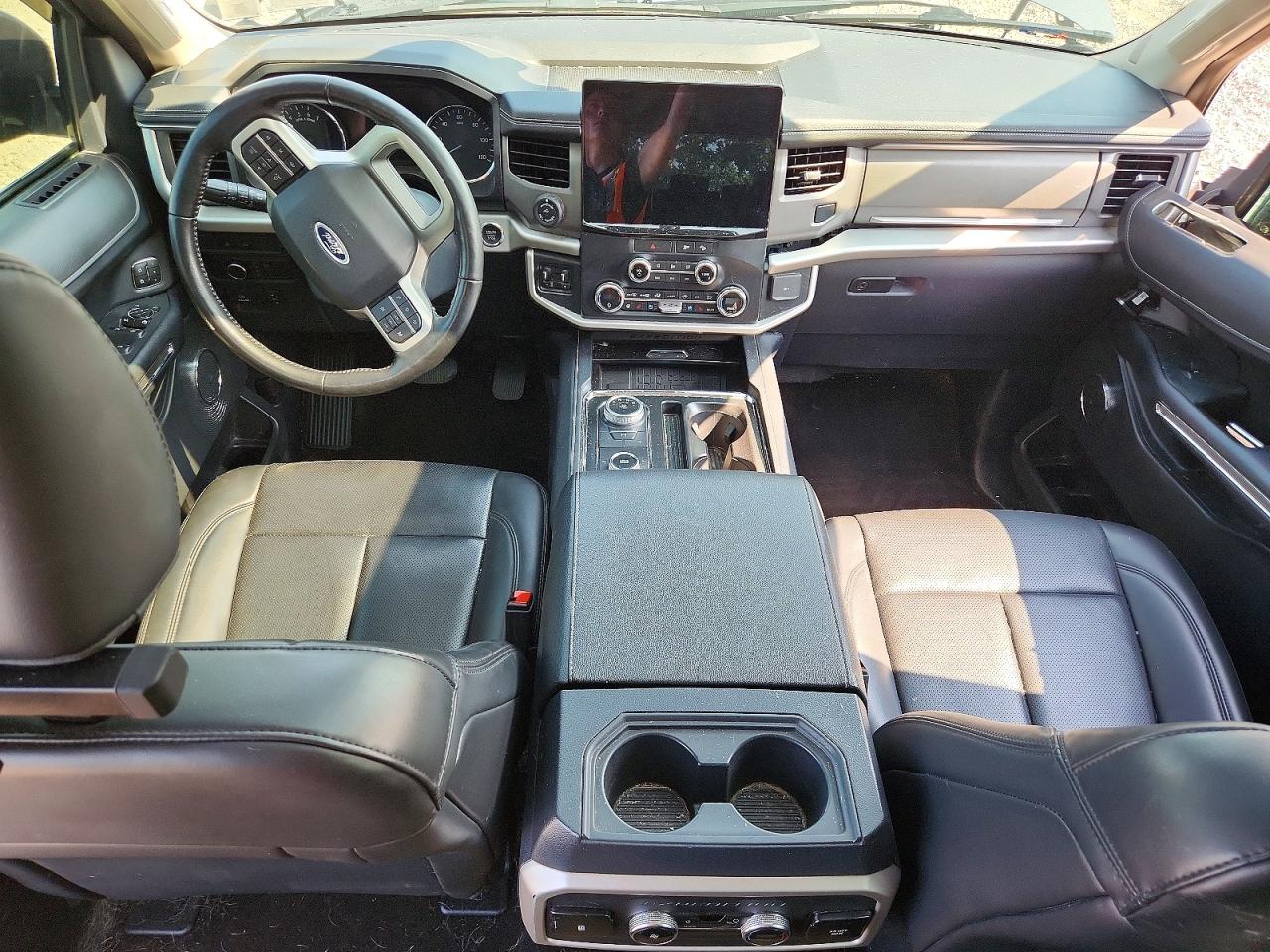 2022 FORD EXPEDITION