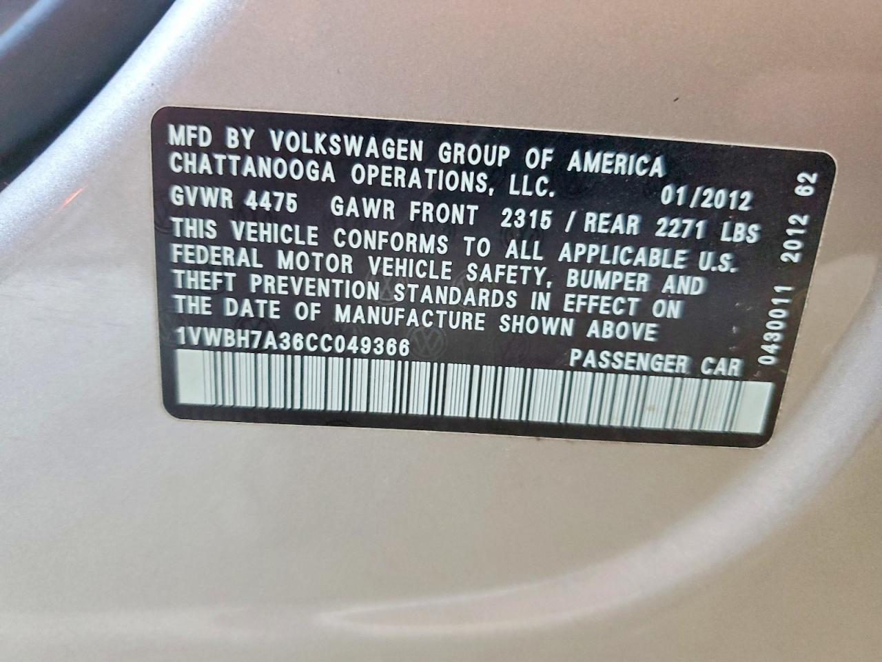 2012 VOLKSWAGEN PASSAT