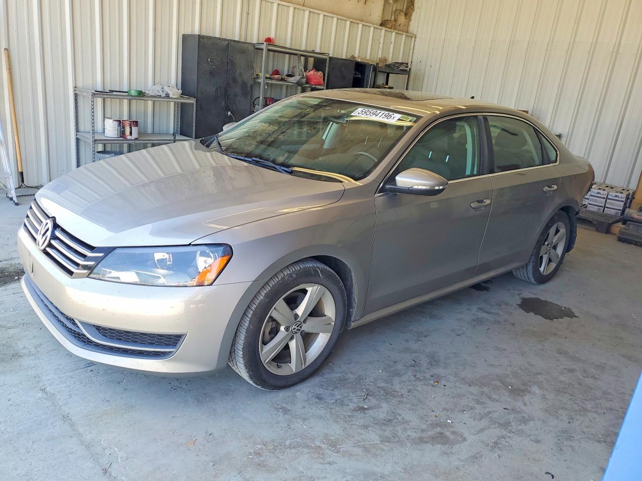 2012 VOLKSWAGEN PASSAT