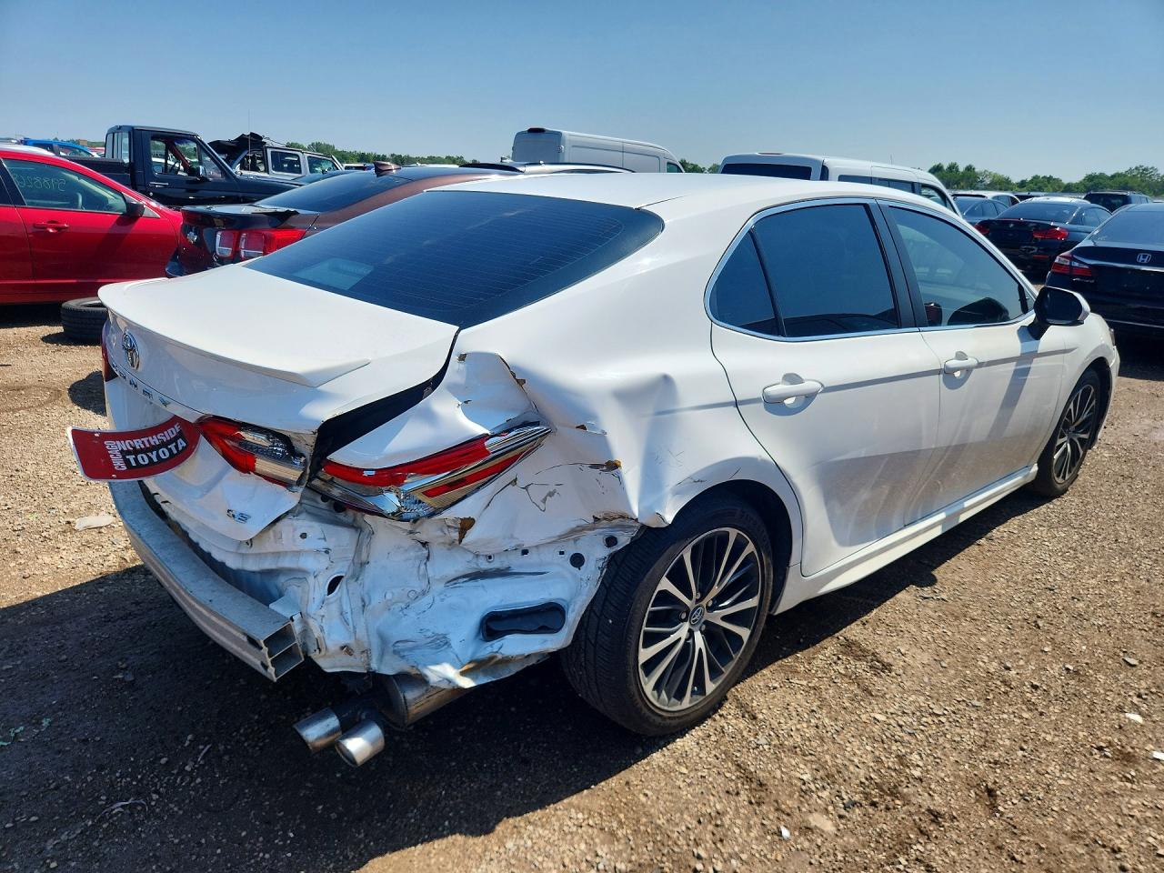 2018 TOYOTA CAMRY
