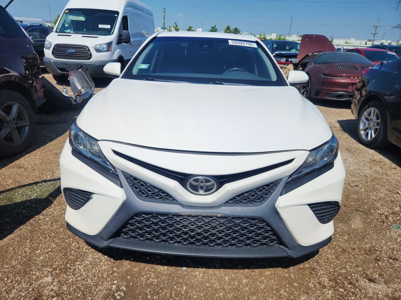 2018 TOYOTA CAMRY