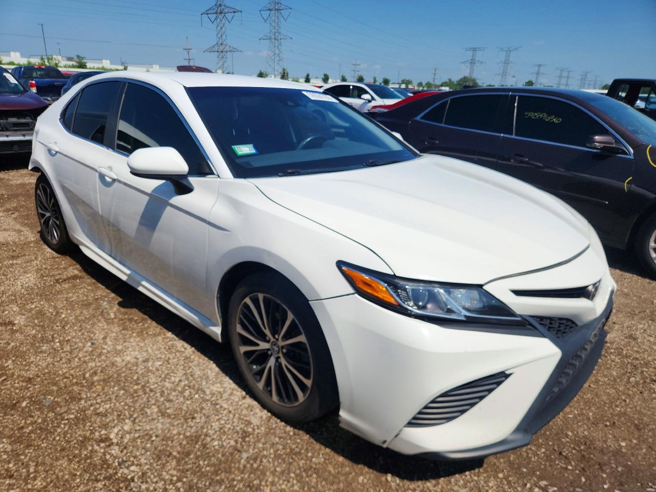 2018 TOYOTA CAMRY