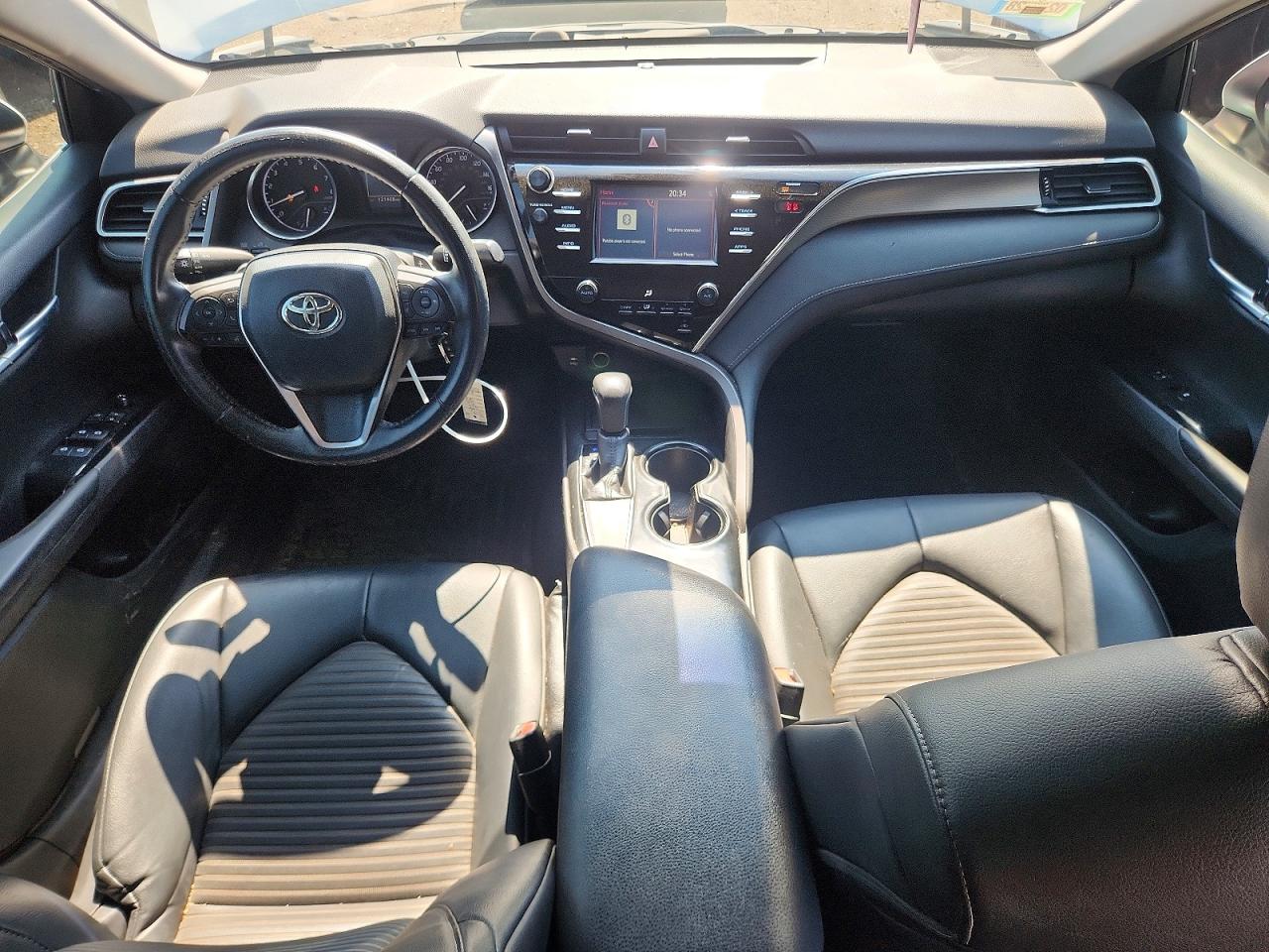 2018 TOYOTA CAMRY