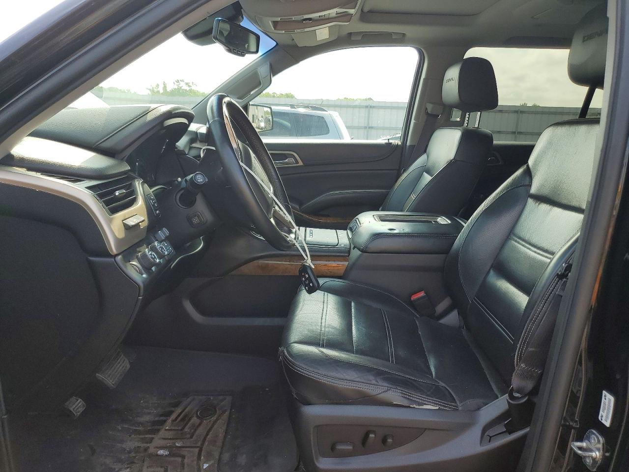 2015 GMC YUKON