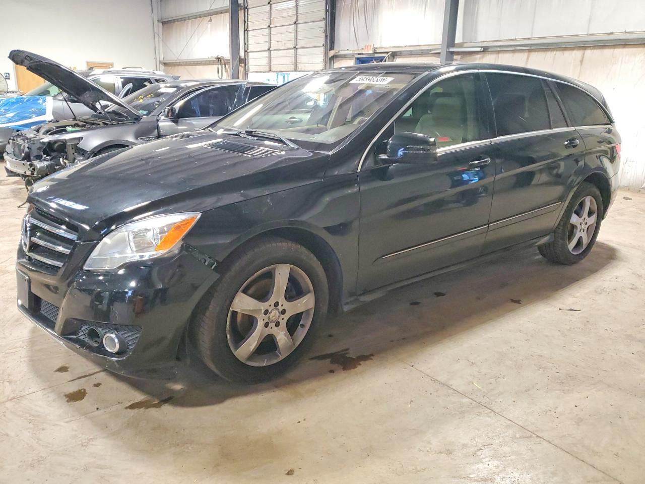 2011 MERCEDES-BENZ R-CLASS