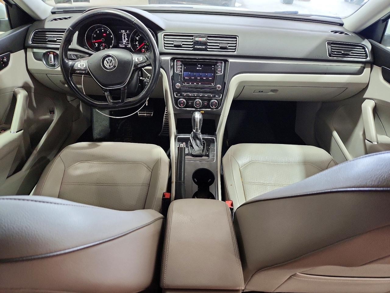 2018 VOLKSWAGEN PASSAT