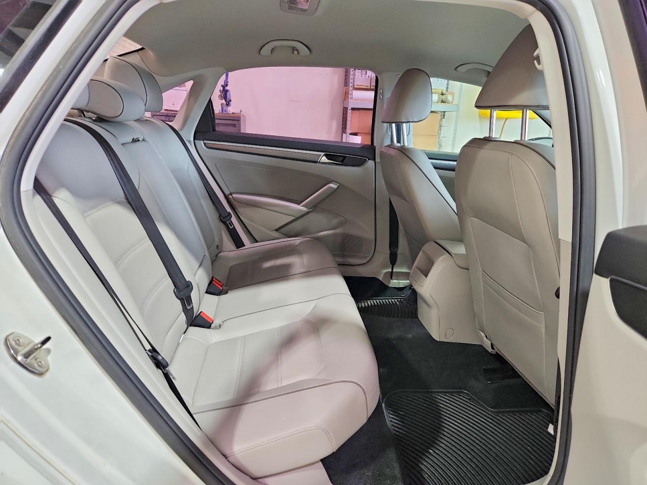 2018 VOLKSWAGEN PASSAT