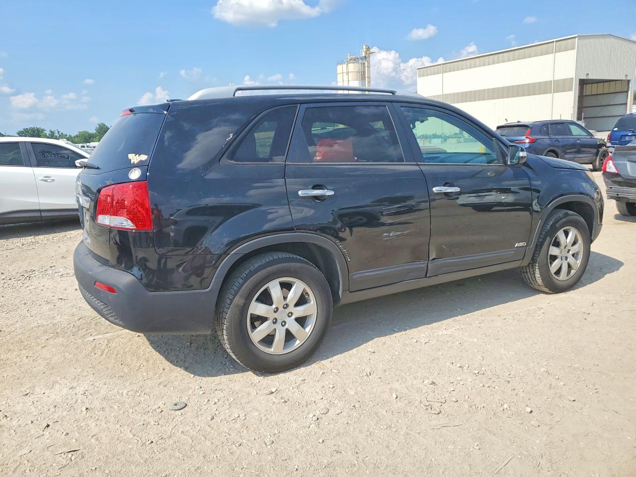 2011 KIA SORENTO