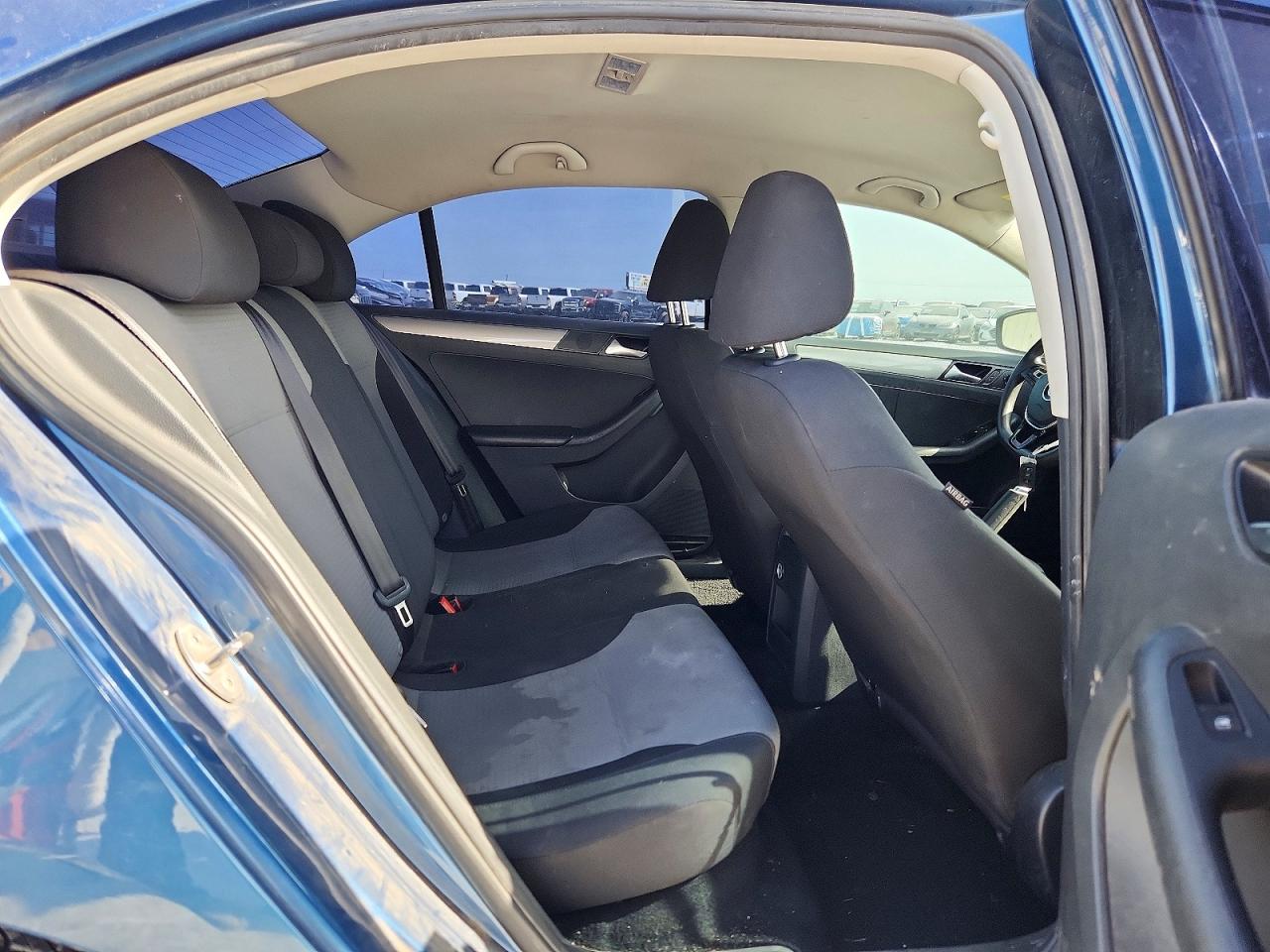 2017 VOLKSWAGEN JETTA