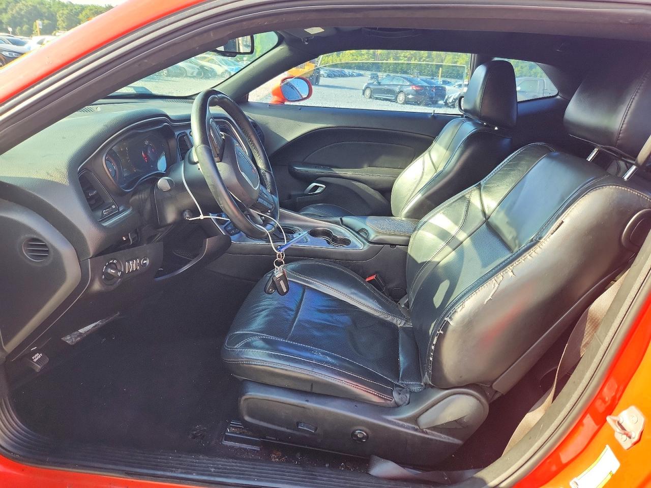 2016 DODGE CHALLENGER