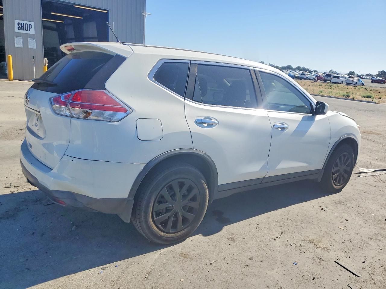 2016 NISSAN ROGUE