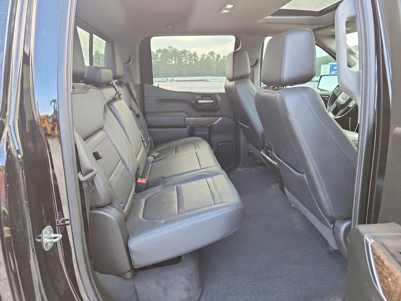 2021 GMC SIERRA