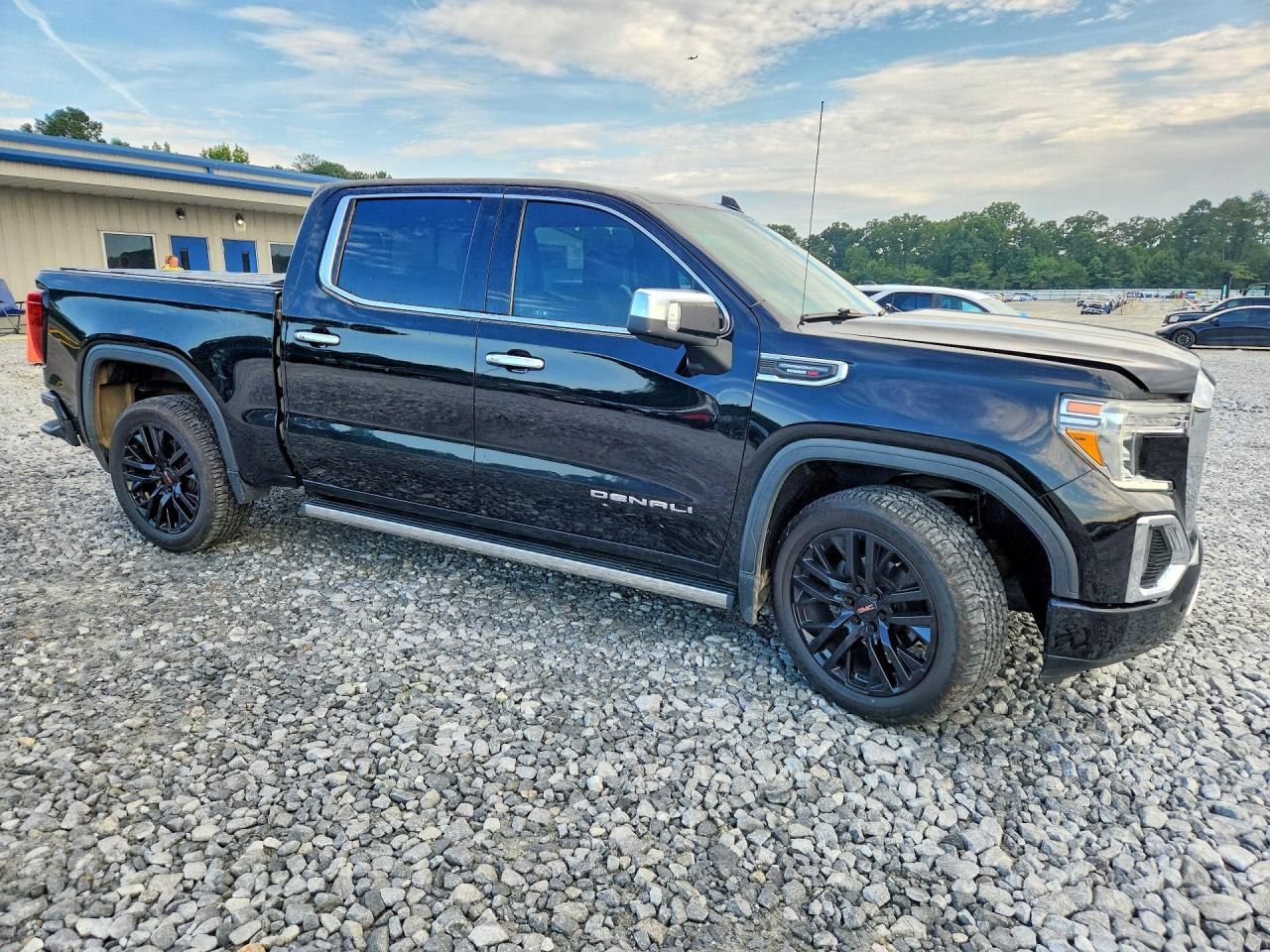 2021 GMC SIERRA