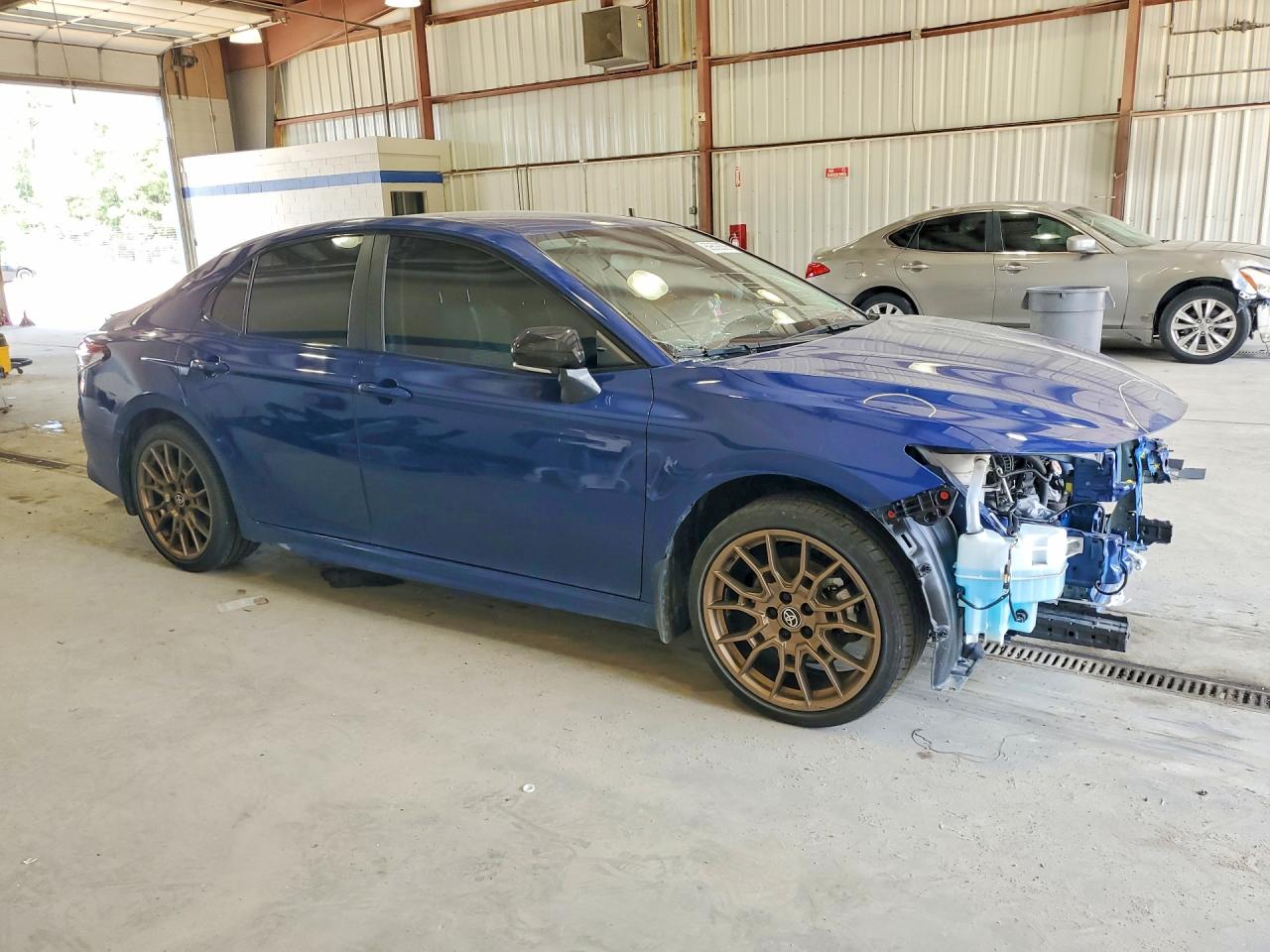 2024 TOYOTA CAMRY