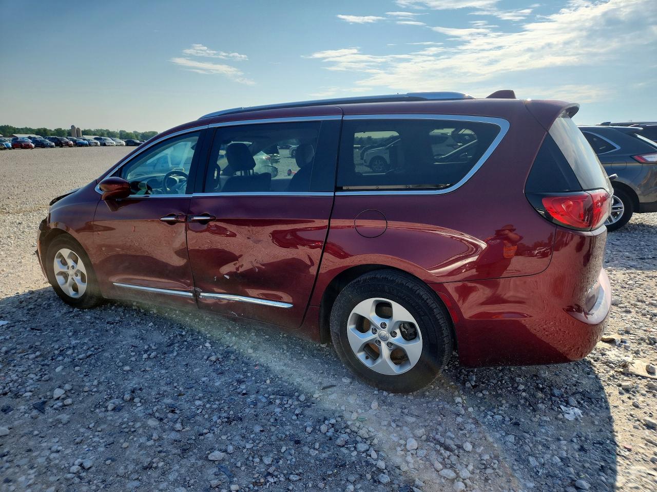 2017 CHRYSLER PACIFICA