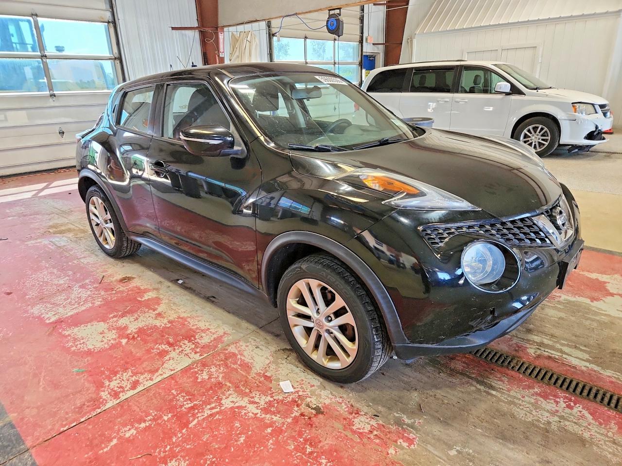 2016 NISSAN JUKE