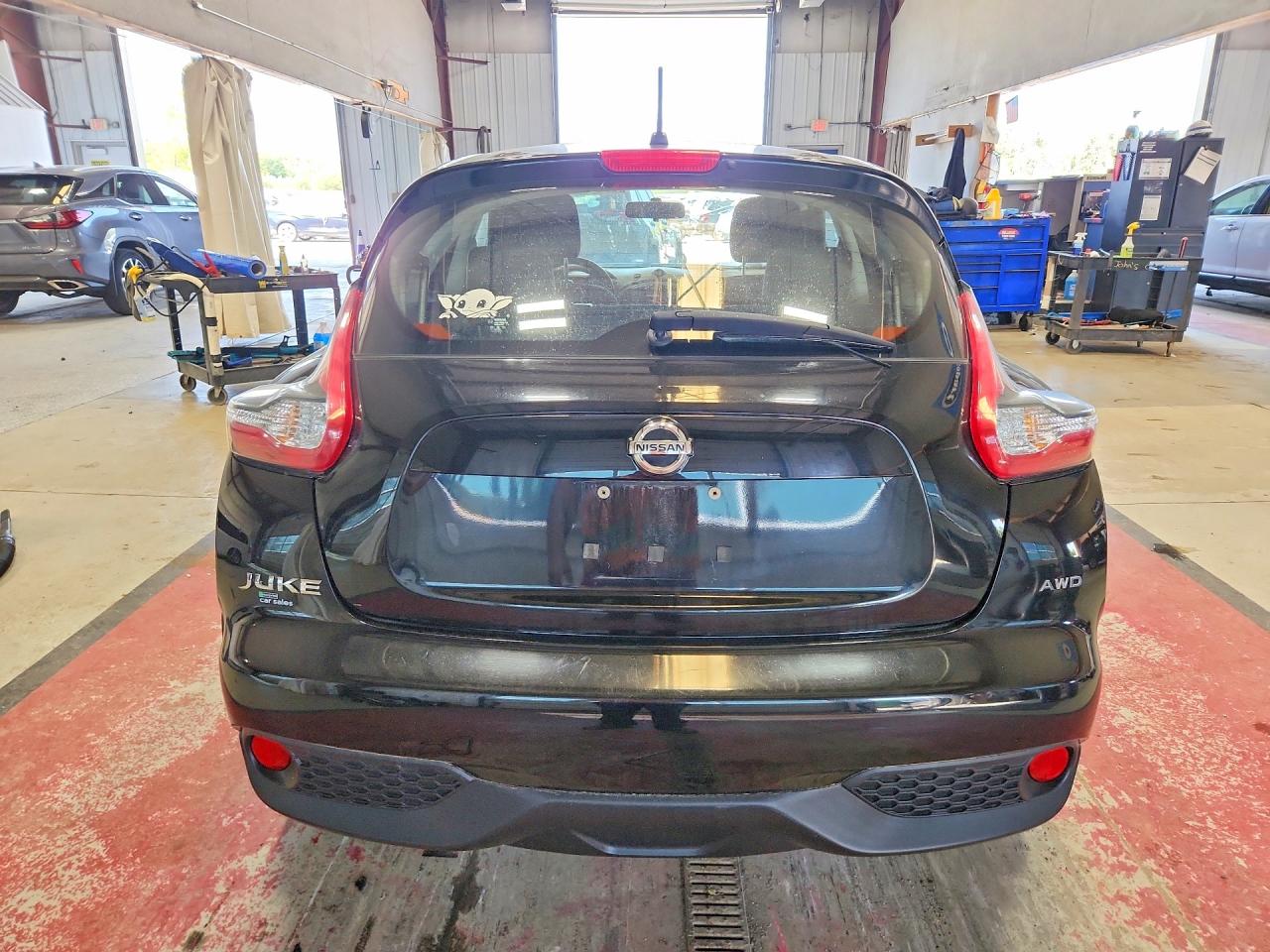 2016 NISSAN JUKE
