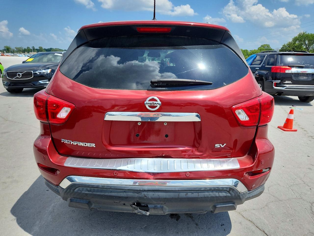 2017 NISSAN PATHFINDER