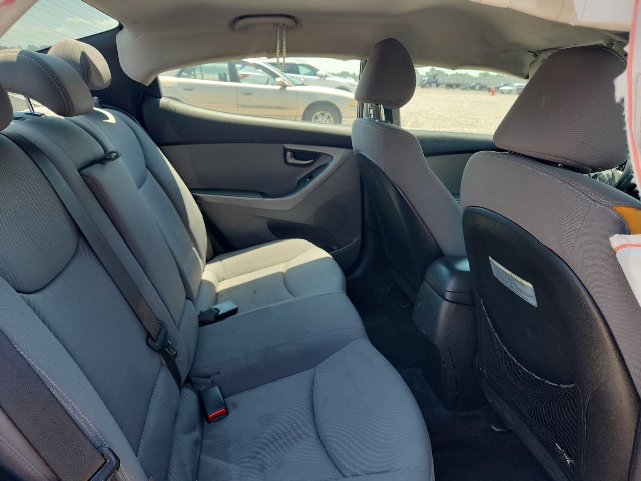 2015 HYUNDAI ELANTRA