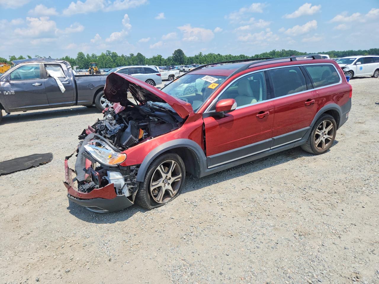 2013 VOLVO XC70