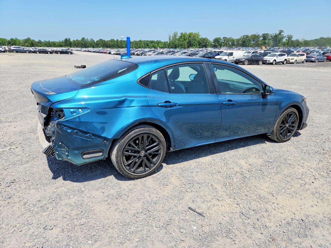 2025 TOYOTA CAMRY