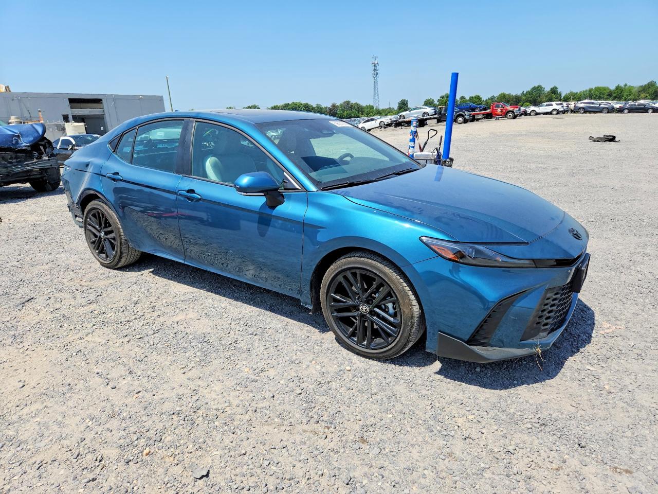 2025 TOYOTA CAMRY