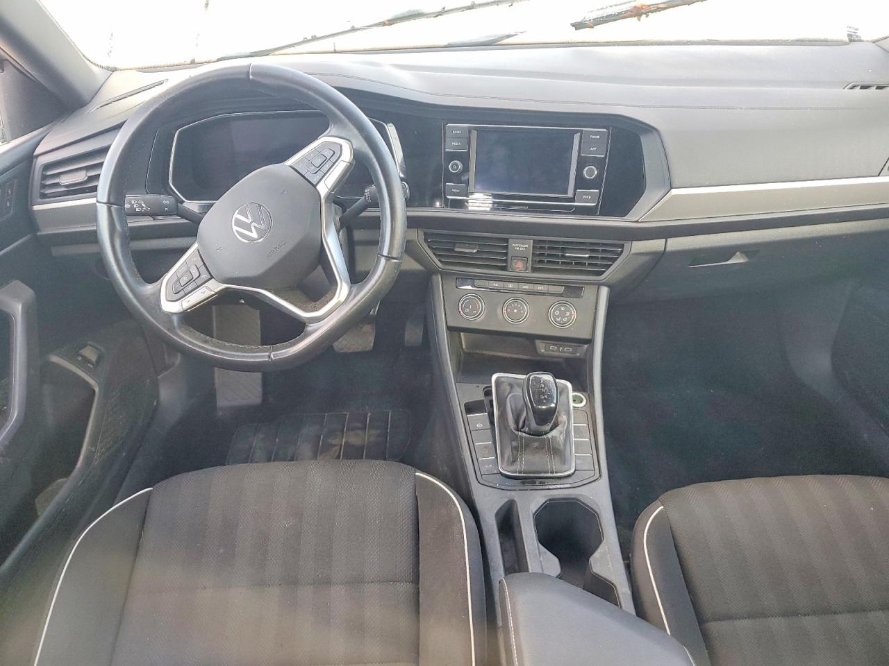 2022 VOLKSWAGEN JETTA