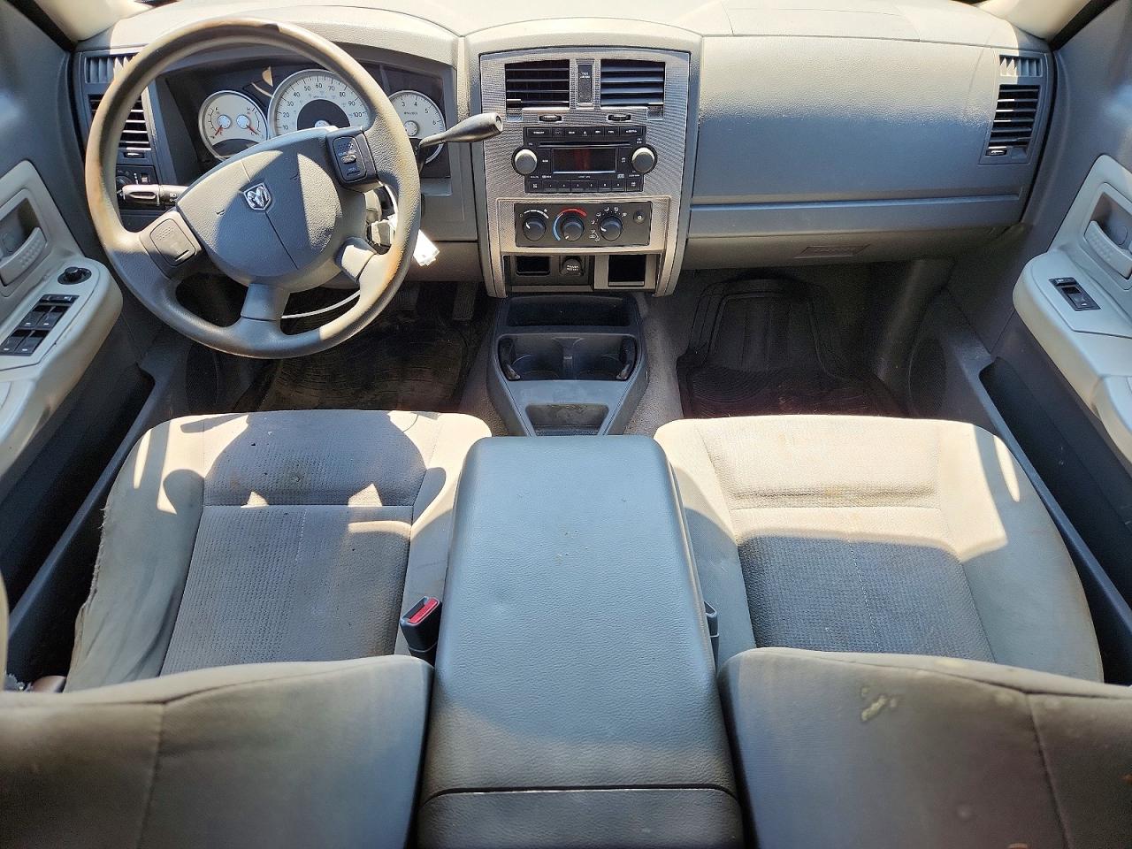 2006 DODGE DAKOTA